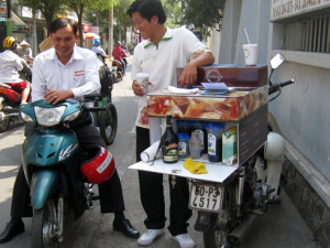 Mô hình bán cà phê dạo giúp khách hàng tiết kiệm được thời gian.