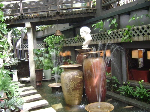 hinh anh quan cafe tram - phu nhuan