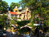 Những quán cà phê phong cách phương Tây ở Sài Gòn Những quán cà phê phong cách phương Tây ở Sài Gòn